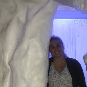 Meet your Posher, Kendall